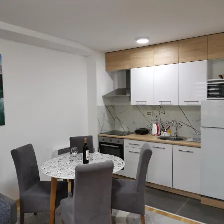 Apartman Marija - 2 *